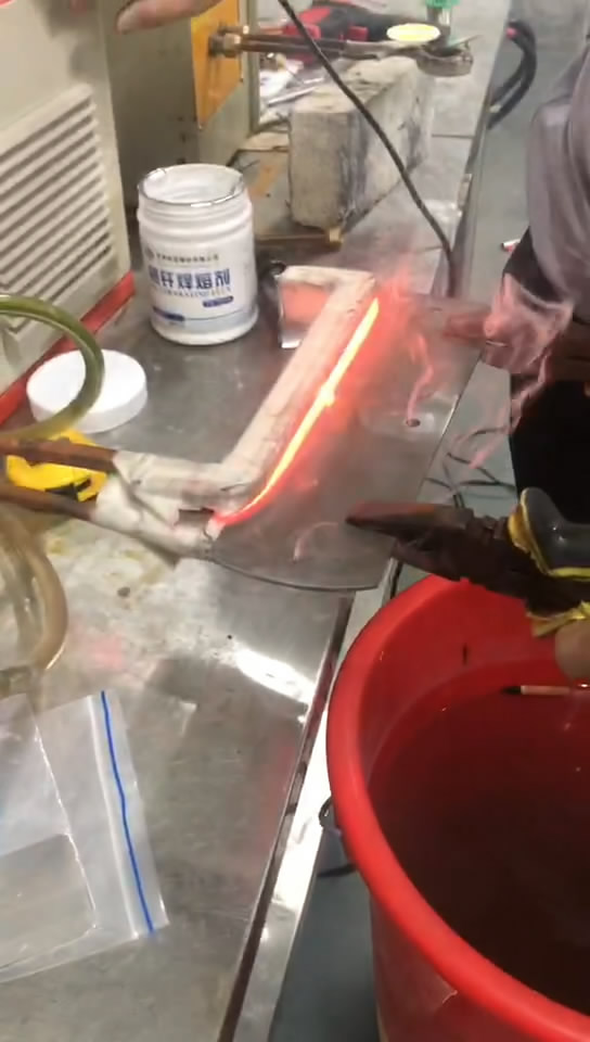 超高频超碰麻豆精品对刀口淬火试样视频