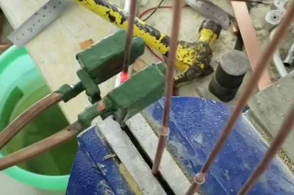 手持式高频加热机，高频焊机是焊接铜管工具